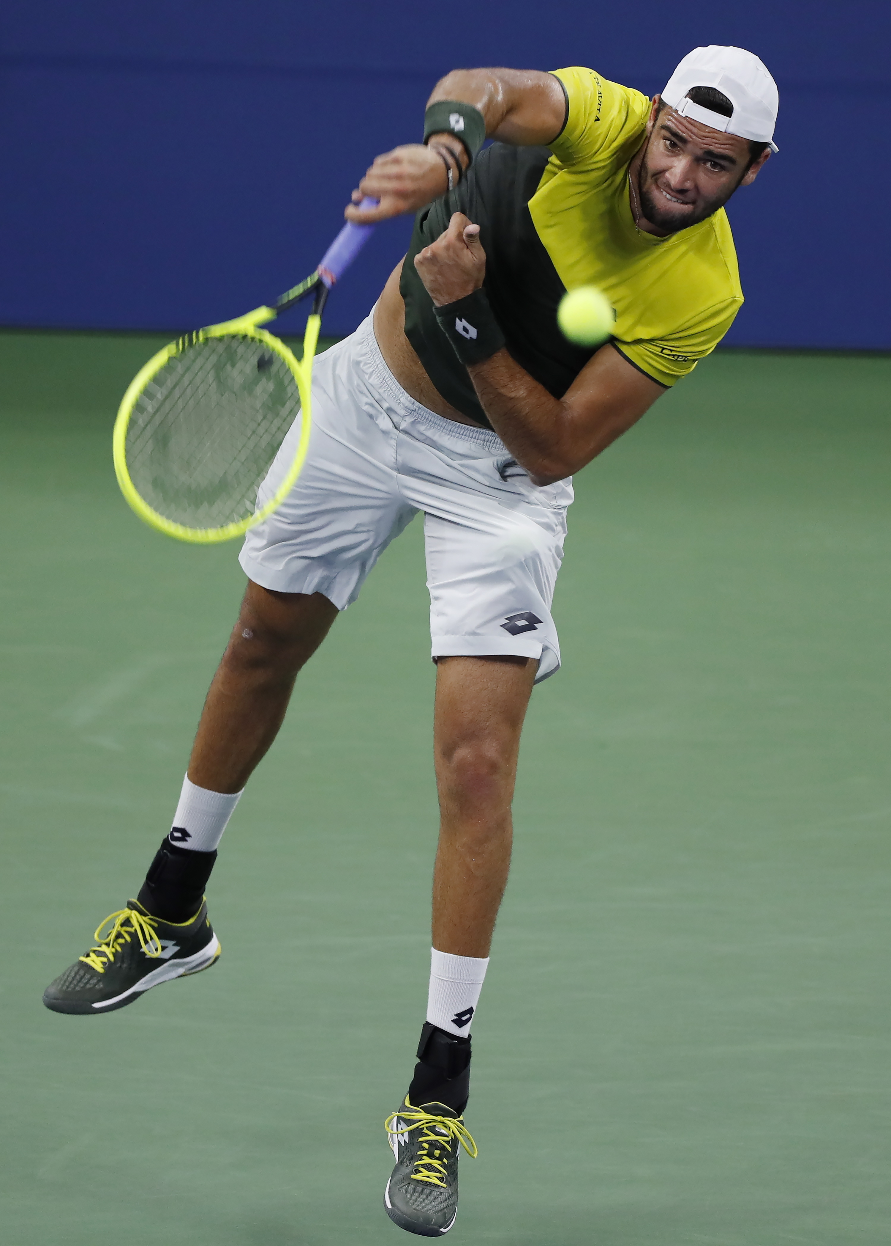 足球比赛的 足球比赛的